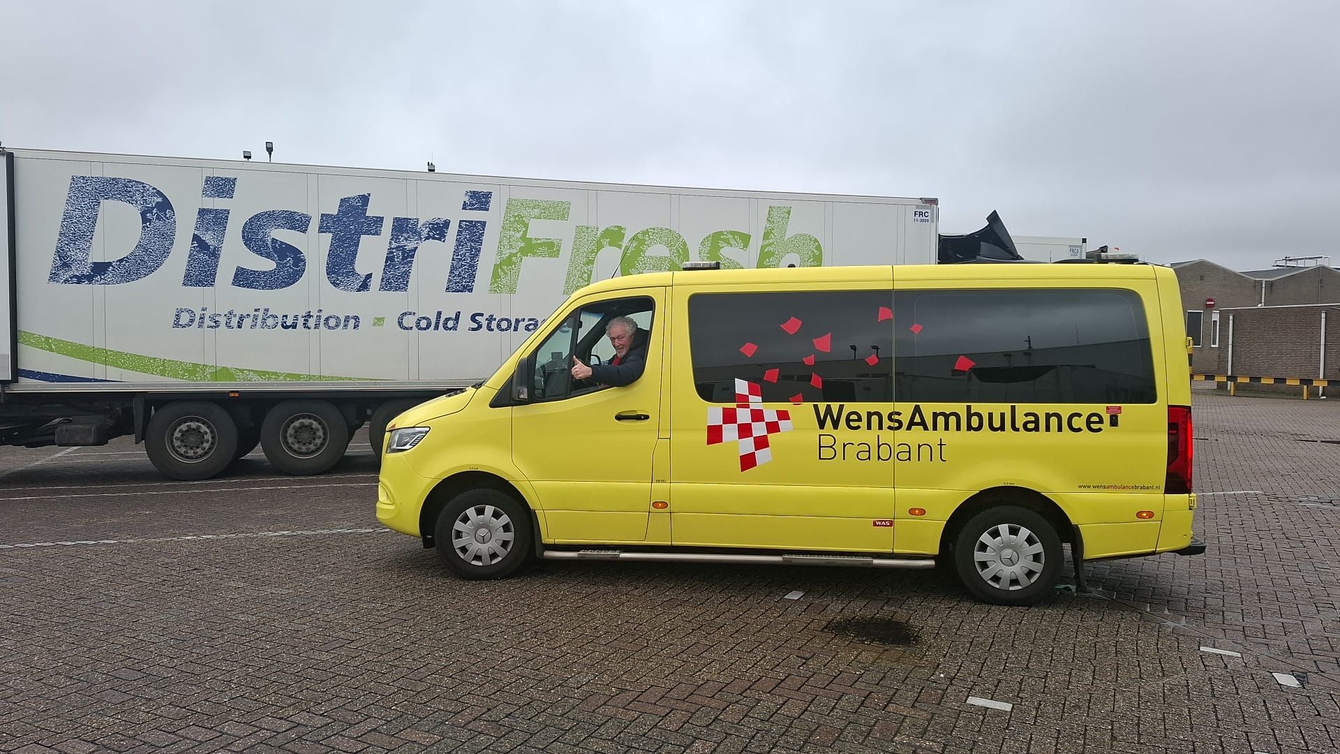 DistriFresh ondersteunt 15-jarig jubileum WensAmbulance Brabant
